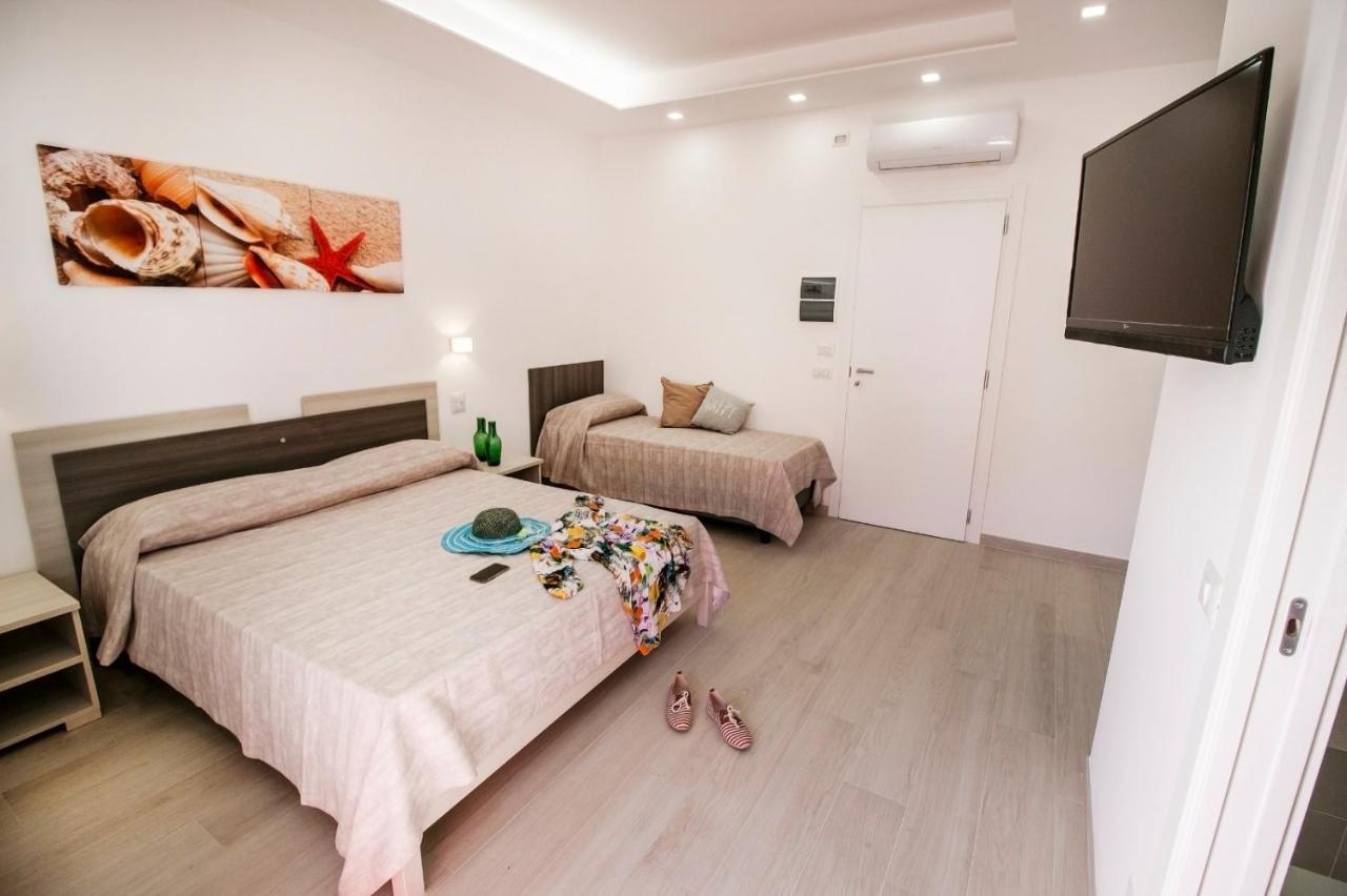 Incanto Di Luna B&B Family Rooms Vieste Exterior photo