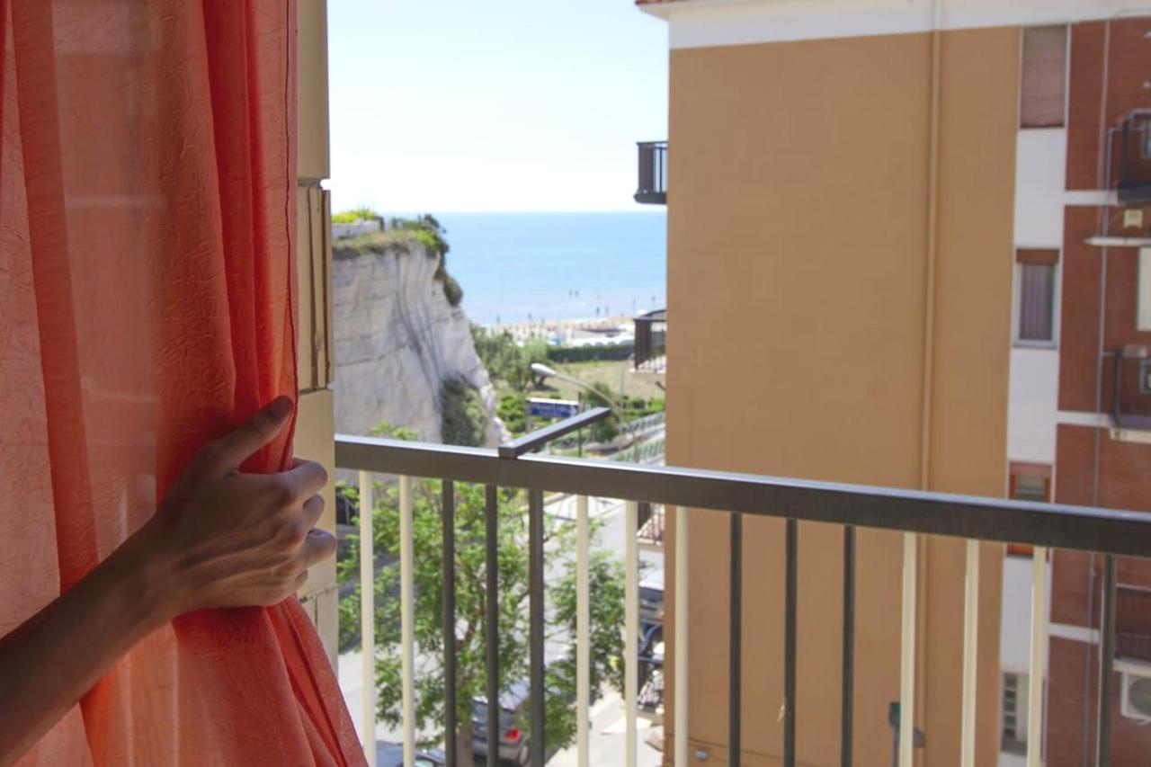 Incanto Di Luna B&B Family Rooms Vieste Exterior photo